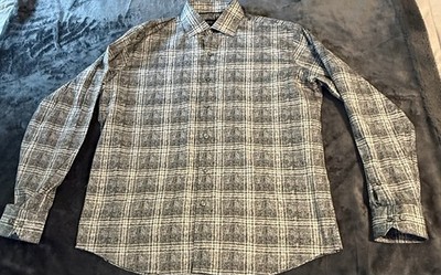 Bugatchi Men s Medium Classic Fit Superfine Stretch Cotton Button Up Dress Shirt