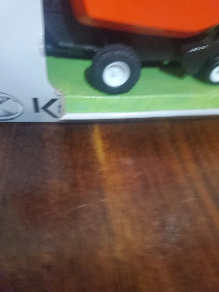 New Ray 1/18 Plastic Kubota M5-111 Tractor with Hay Baler & Sounds SS-33033 - Image 3 of 4