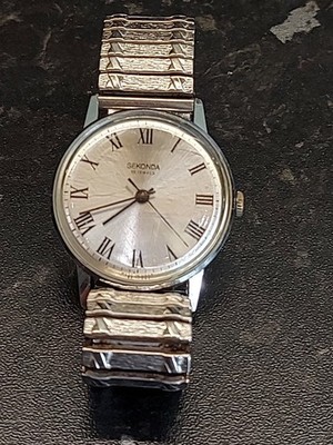 Vintage Seconda Wrist Watch Produced In Soviet Union Around 1960's. Working.