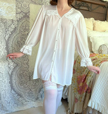 Vintage White Satin Lingerie Robe with Lace Trim, Rosette Details,Bridal Wedding