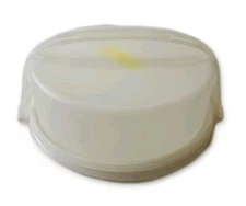 Tupperware Pie Cake Keeper Carrier Harvest White w/clear Lid & Handle  VTG 718-2