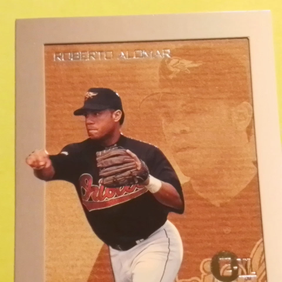 ROBERTO ALOMAR - BALTIMORE ORIOLES- 1996 E-XL "D-FENSE" INSERT CARD #1 of 10 - Image 2 of 4