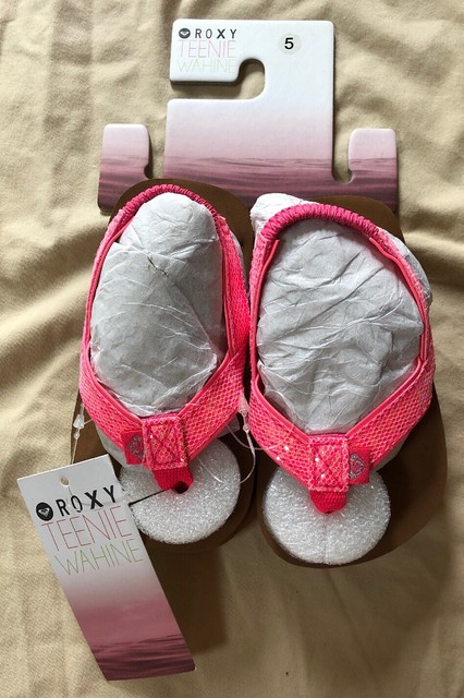 roxy baby sandals