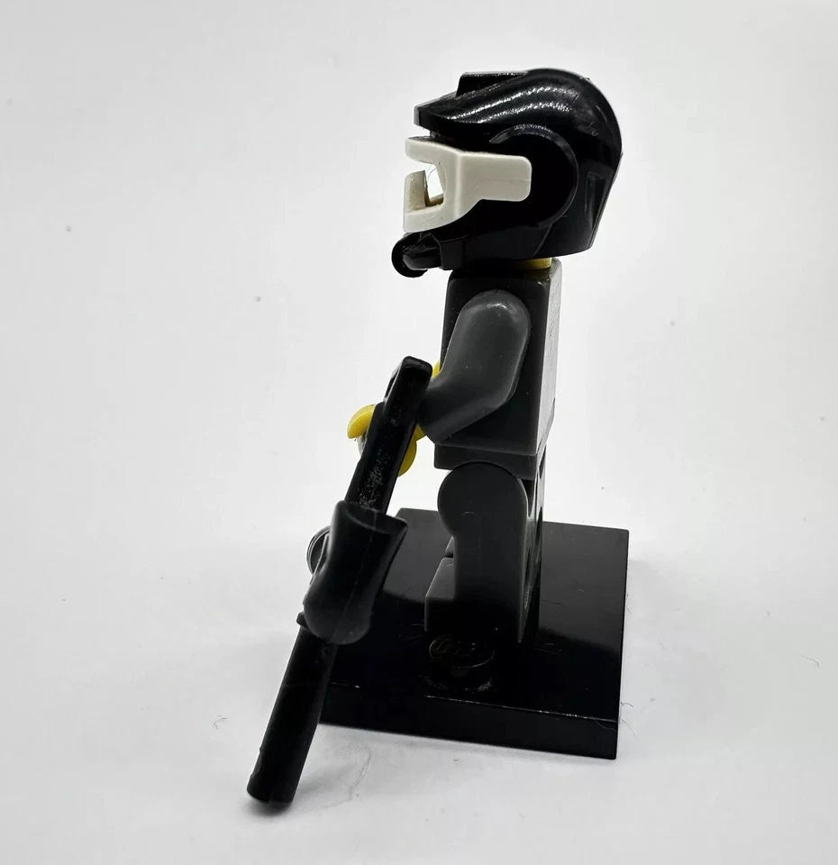 LEGO Minifigura Jugador de Paintball CMF Serie 10 Salpicaduras de Pintura Foto 4 de 4