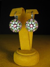 MARIANA JEWELRY EARRINGS FLOWER SWAROVSKI CRYSTALS GREEN PINK Gift Christmas SP