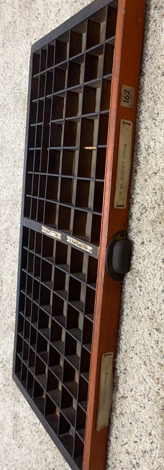 BANDEJA DE IMPRESORAS TIPOGRÁFICAS DE MADERA VINTAGE TIPO Y PRENSA CAJA DE SOMBRAS Gran Forma Foto 4 de 4