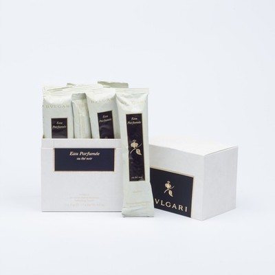    Bvlgari Eau Parfumée Au The Noir Oshibori  Refreshing Towels 15x12g   