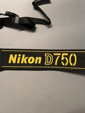 Nikon D750 Adjustable Nylon Camera Neck/Shoulder Strap Black/Yellow Nikon D