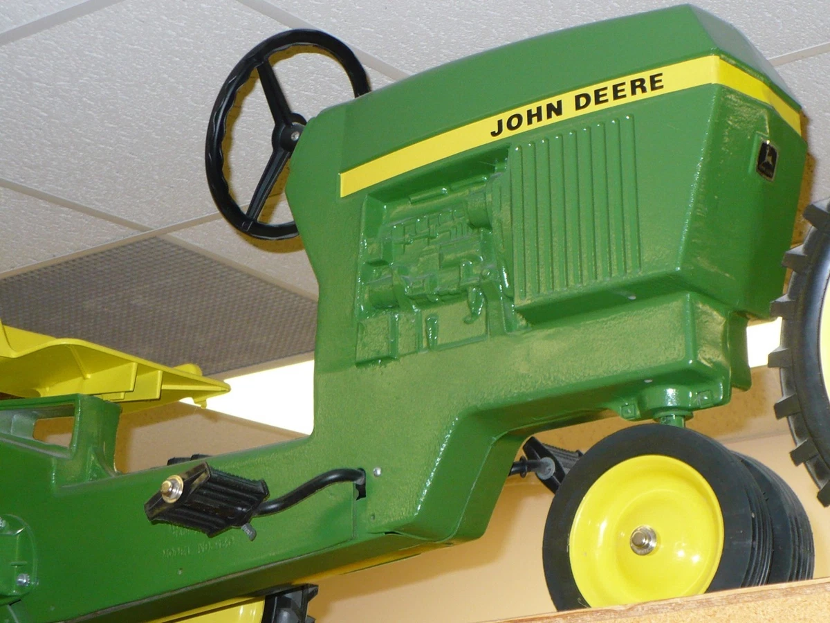 John deere pedal tractor model best sale 520