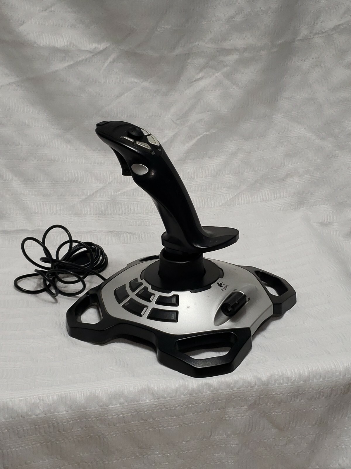 LOGITECH Extreme 3D Pro (X3D) USB Joystick for Microsoft Flight