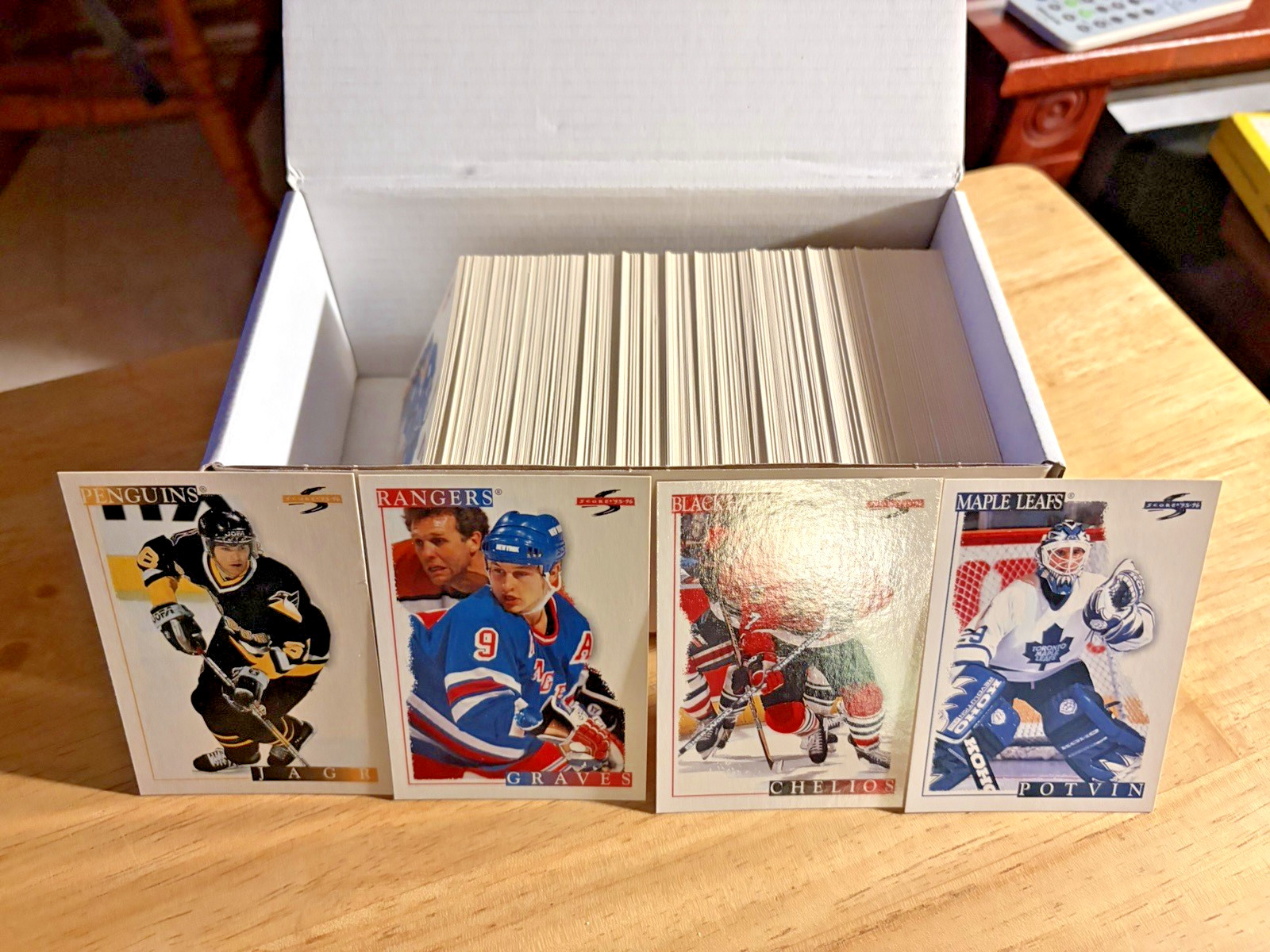 1995 - 96 Score Hockey Complete Set of 330 Cards + 7 bonus Black Ice cards.