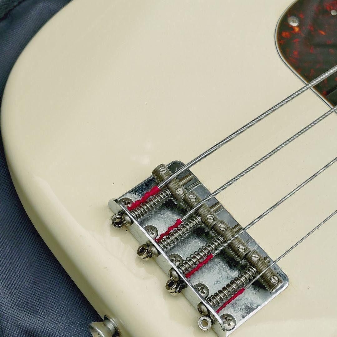 Fender Classic 60s Precision Bass White US PU Electric Bass Guitar