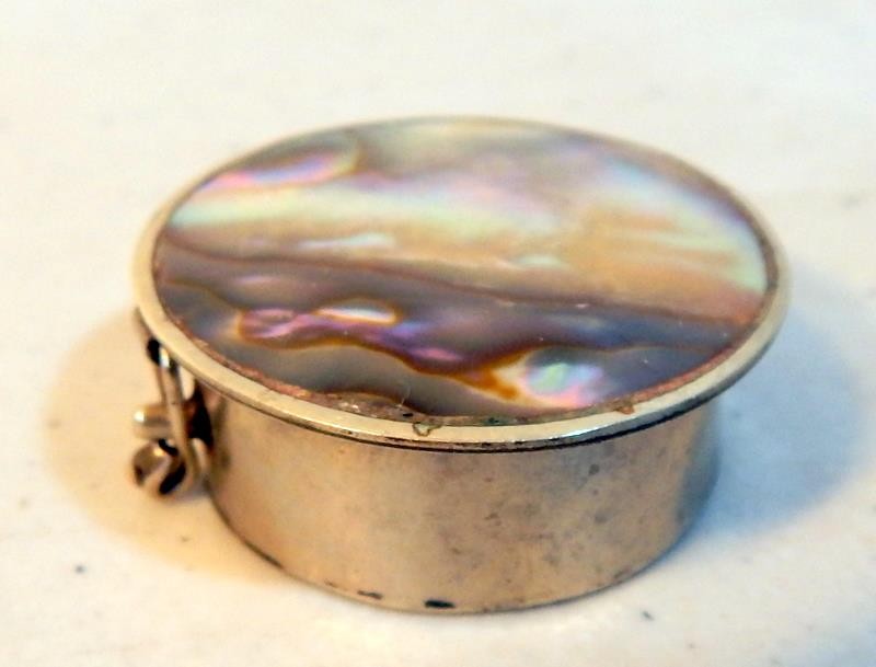 Vtg Sterling & Genuine Abalone Hinged Pill Or Snuff Box HECHDEN Mexico 10.8 grms