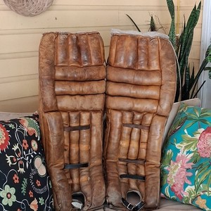 Vintage Brown Leather Ice Hockey Goalie Leg Pads Adjustable Padded Set of 2