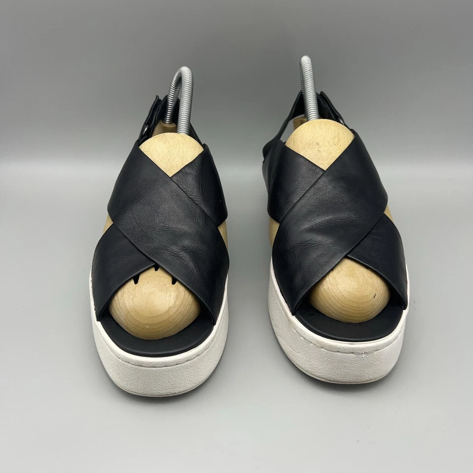 Sandalias Vince para mujer talla 6 plataforma de cuero negro con tira trasera entrecruzada Foto 3 de 4