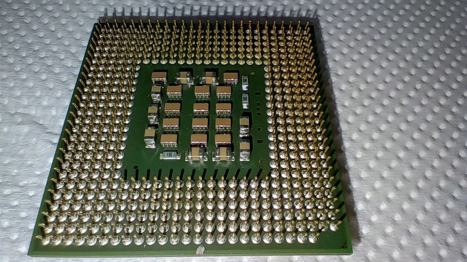 Intel Pentim 4 3.00Ghz 1MB Cache L2 - Bus 800Mhz (Socket 478) - Immagine 4 di 4