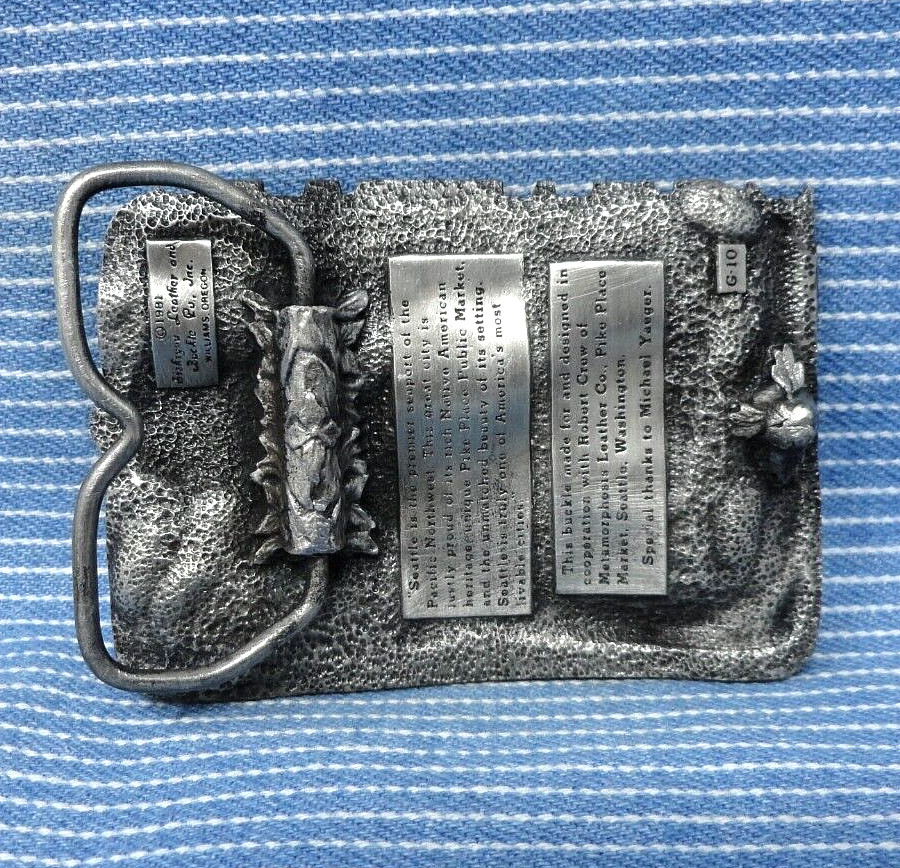 Seattle Belt Buckle Public Market Center Totem Culture Vtg 80s Siskiyou  .PCB679