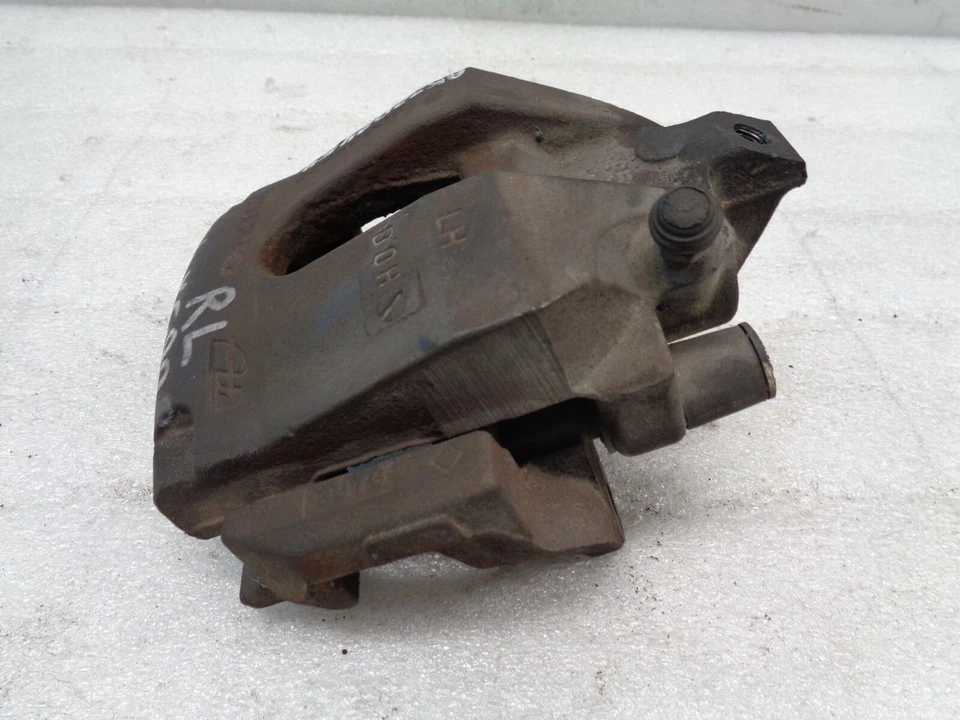 03-14 Volvo XC90 AWD Rear Left Driver Side Brake Caliper 30636354 OEM AK2202454 - Image 4 of 4