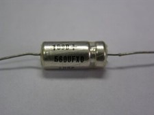 1 Sprague 109D567X0010F0 560uF 10V 20 Wet Tantalum Capacitors