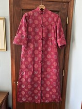 Vintage Chinese Pure Silk Brocade Robe sz S Dragon Chinese Symbols Fully Lined