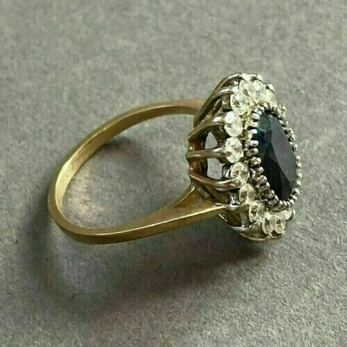 Impresionante anillo para mujer corte ovalado simulado diamante negro enchapado en oro amarillo de 14K Foto 4 de 4