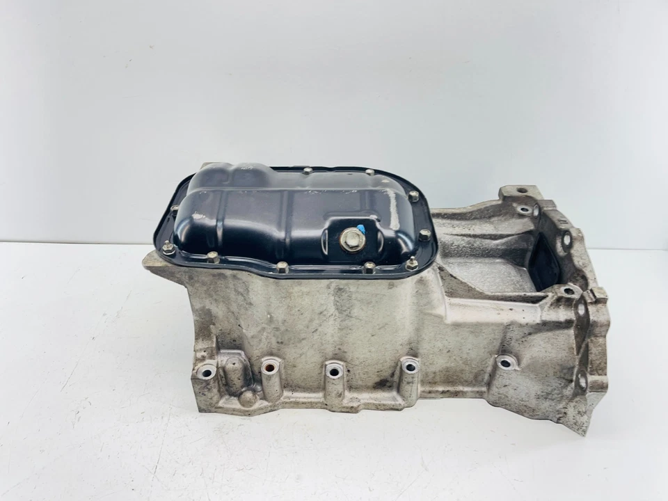 2011-2017 Lexus CT200h OEM 1.8L Engine Upper Oil Pan OEM - Image 4 of 4