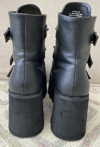 Demonia Ashes 55 Alternative High Platform Boots Bat Buckles Gothic Punk Sz 7 - Picture 3 of 16