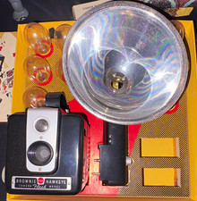 Kodak Brownie Hawkeye Flash Outfit w/ Reflector, GN50 Cold Shoe Flash-Safe