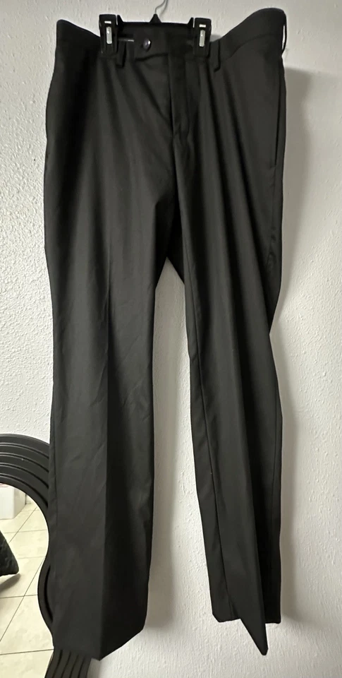 Traje Hombre Calvin Klein Negro con Pantalones Talla S Usado Una Vez Excelente Estado Foto 4 de 4