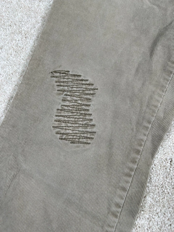 Pantalones acampanados ajustados elásticos American Eagle vintage para mujer 6 beige pana Foto 2 de 4