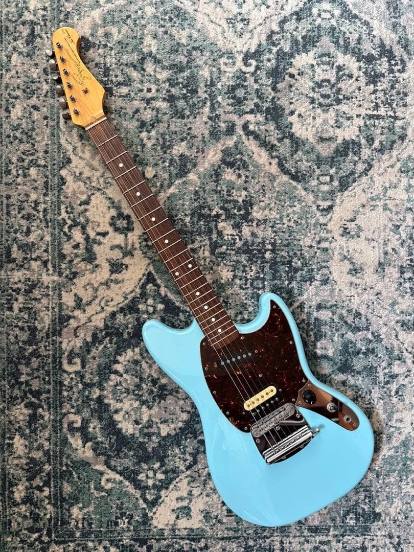 Preços baixos em Kurt Cobain Mustang | eBay