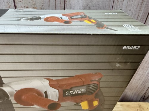 Chicago Electric 1/2" Variable Speed Reversible Heavy Duty Drill 69452 Sealed - Picture 2 of 8