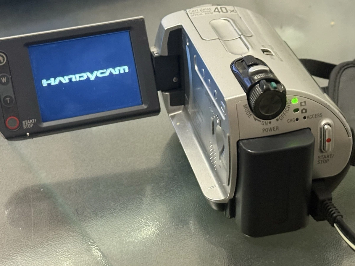 Caméscope Sony Handycam DCR-SR32E – Argenté, Avec Sacoche, Fonctionnel (pas De Carte Mémoire)