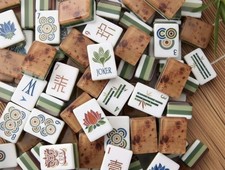 American Mahjong Tiles 160 Acrylic Mahjong Tiles with wood grain