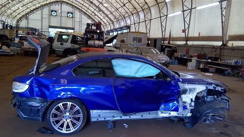 Pinza delantera izquierda conductor pintada negra para BMW M3 08-13 6105754 Foto 3 de 4