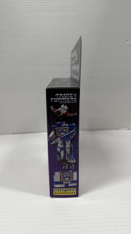 Soundwave, Laserbeak & Ravage Transformers 40 Aniversario Retro G1 Walmart Foto 4 de 4