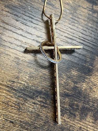 3.5” Cross Pendant Gold Tone W/rhinestone Ring Band 30 Goldtone Chain - Picture 4 of 7