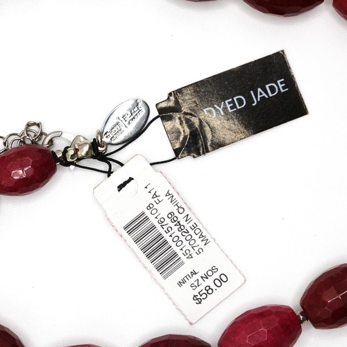 White House Black Market Dyed Red Jade Graduated Bead Necklace 16-18" New - Picture 4 of 5