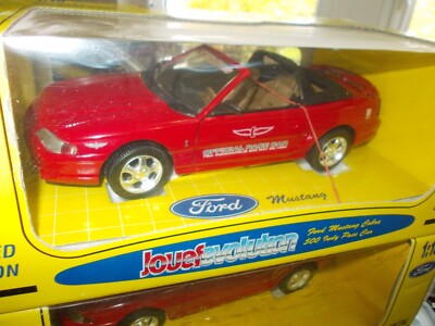 1:18 Ford Mustang 1994 '' INDY 500  PACE CAR  Cabrio''#OVP # 3108 #Jouef FORD