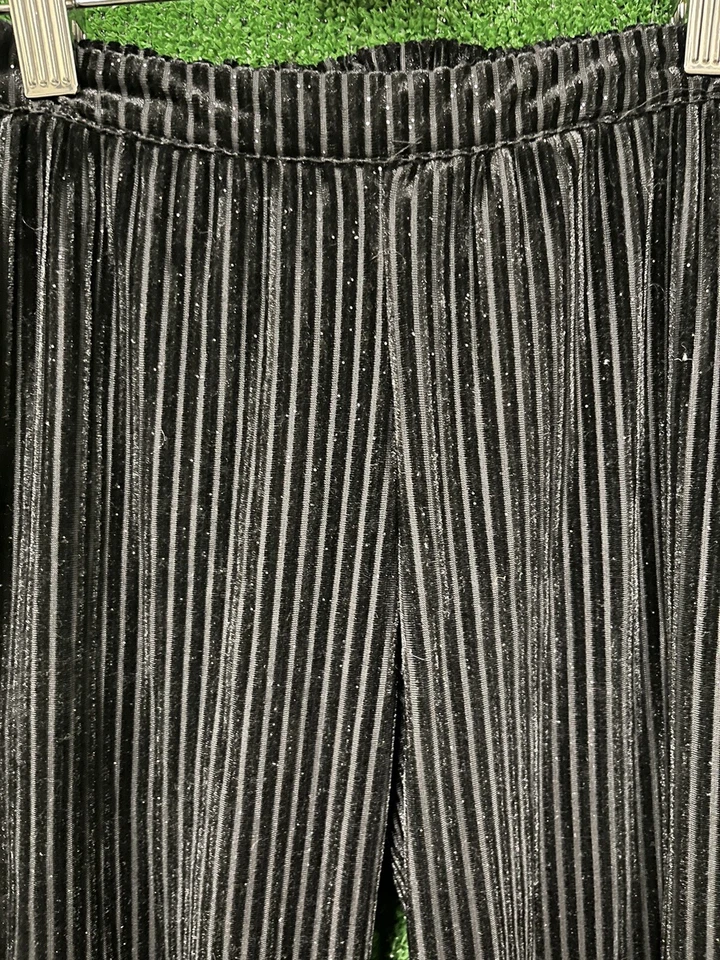 Pantalones de terciopelo negro brillante genuinos para niños de Oshkosh talla 4 niño pequeño Foto 2 de 4
