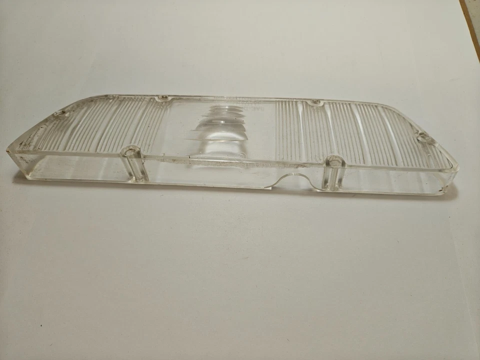 1962 - 1963 年克莱斯勒帝国右停车灯镜头 2188860 NOS — 第 2/4 张图片