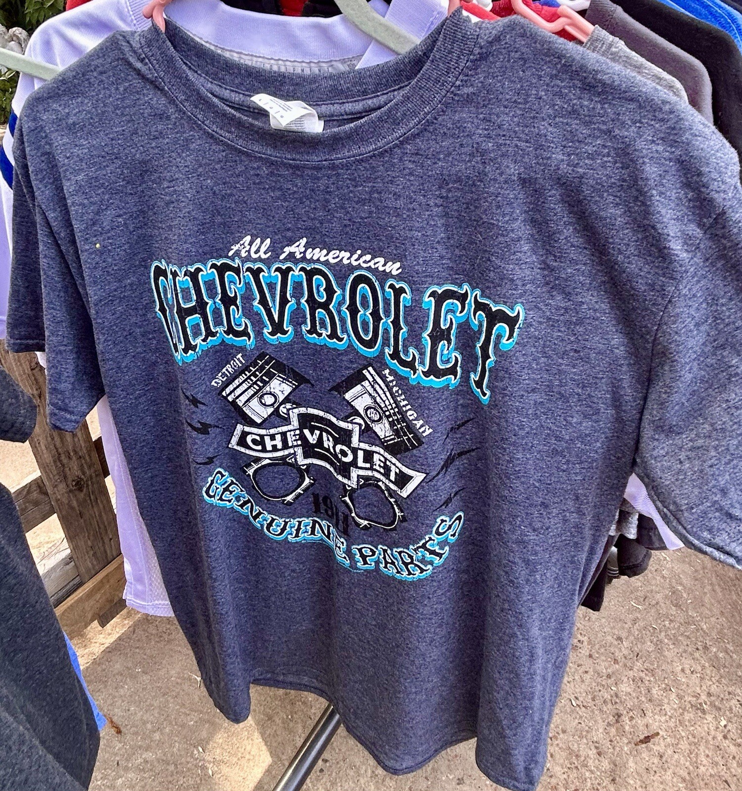 🚨Chevrolet GM T Shirt, 1911 Genuine Parts, Detroit Michigan, Size Large