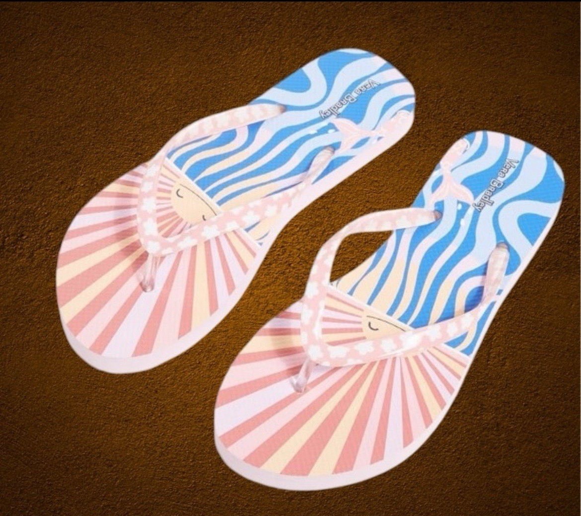 *new* Vera Bradley Women's Outlet Flip Flops Aloha Blooms Size 8