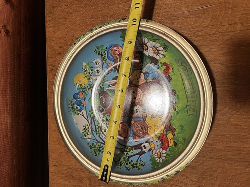 Spring Easter Painted Judy Hagstrom "Friends" 10" Metal Bowl Vintage Bunny - Picture 9 of 10