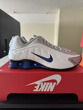 NIKE Shox R4  Orlando  Men  s Size 9.5 HQ1988-100