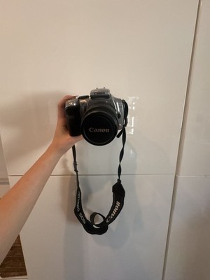 Canon EOS Digital Rebel DS6041 Silver DSLR with EF-S 18-55mm Lens