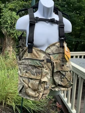 H.S. Strut Turkey Hunting Vest Poly/Cotton Advantage Camo L/XL Seat NWT