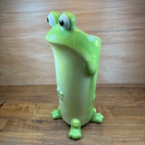 2005 BURTON & BURTON TOBY THE TOAD CERAMIC FLOWER VASE HAND PAINTED - Picture 8 of 9