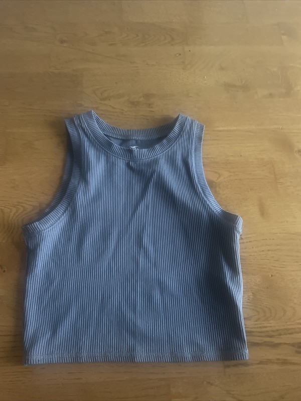 Hollister Girl’s Sleeveless Cropped Top Size XS NBW