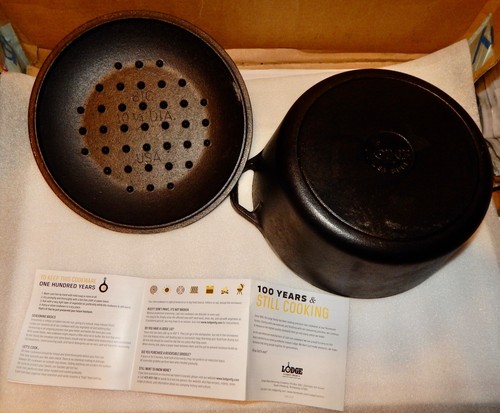 Lodge Pre-Seasoned 5 Quart Cast Iron Dutch Oven Loop Handles Cast Cover NIB 289E - Picture 6 of 6